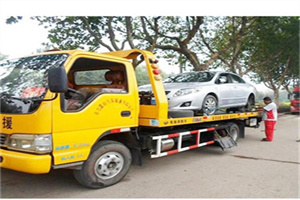 雨花区附近24小时汽车拖车服务热线